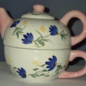 Vintage 1999 Lefton Tea for One Teapot & Teacup Set White Blue Yellow Floral GUC